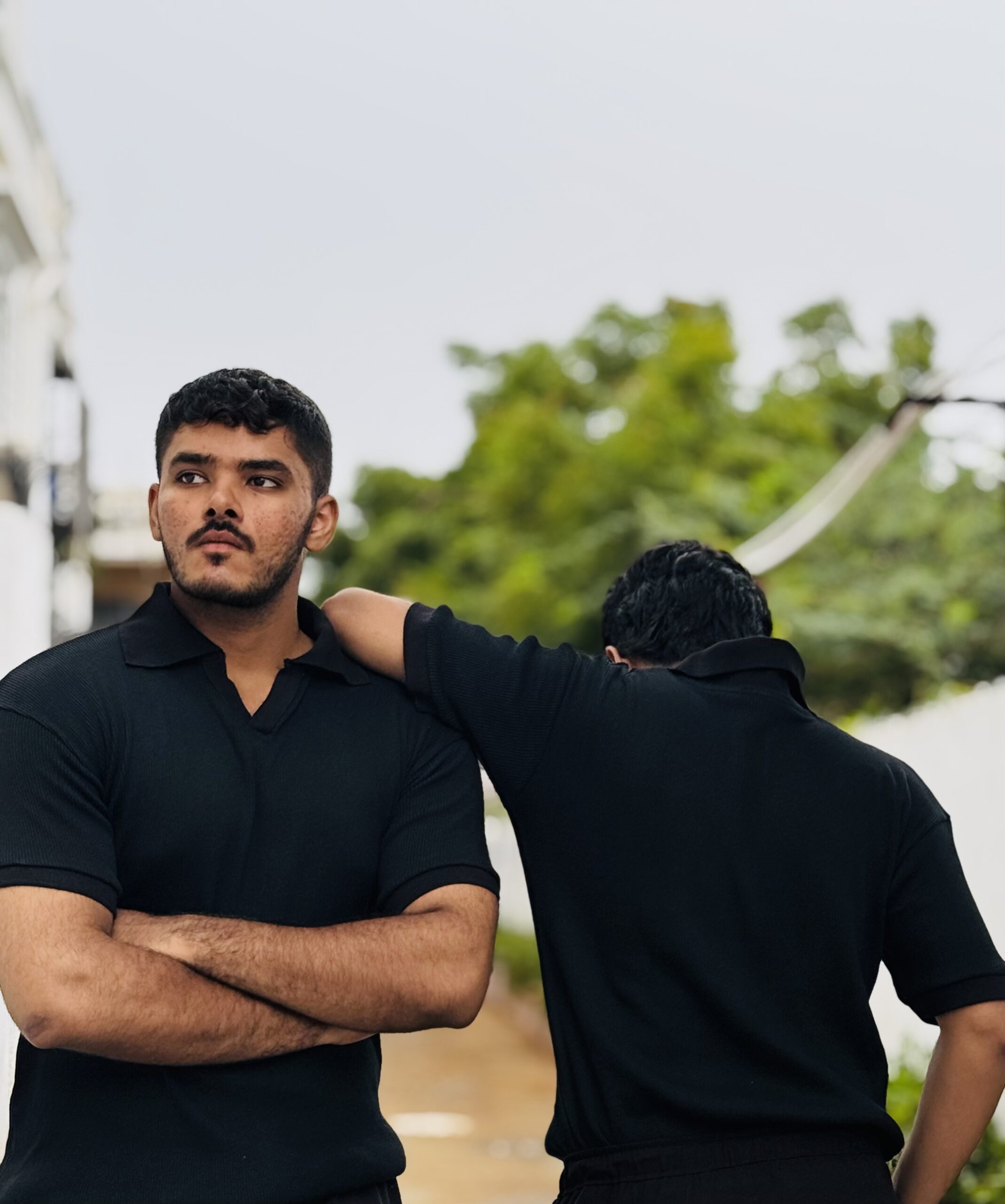 Knitted V-Neck Polo Shirt – Oversized Fit